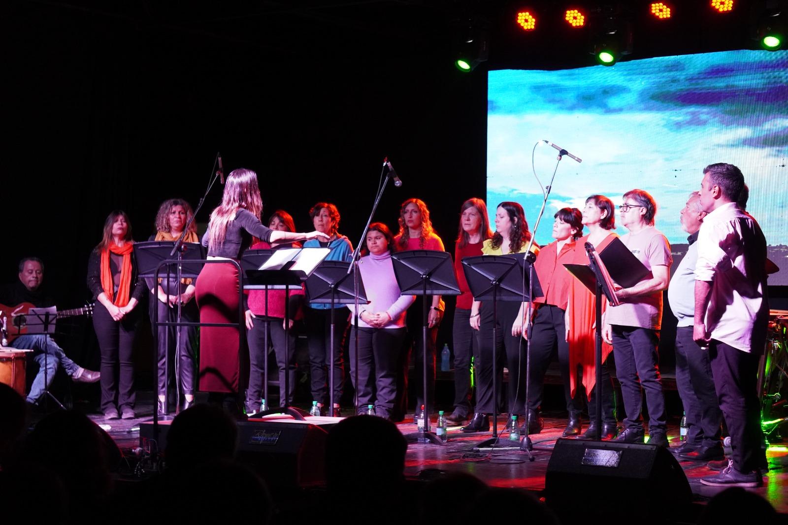 ESTE SÁBADO RECORRÉ LA MUESTRA ANUAL DE TALLERES DE LA DIRECCIÓN DE GESTIÓN CULTURAL